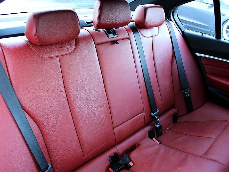 Used 2018 BMW 330e image 20