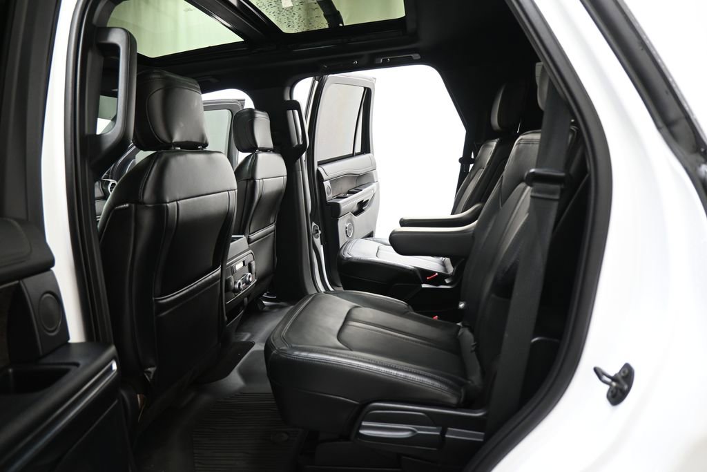 Used 2019 Ford Expedition Limited w/ Special Edition Package image 16