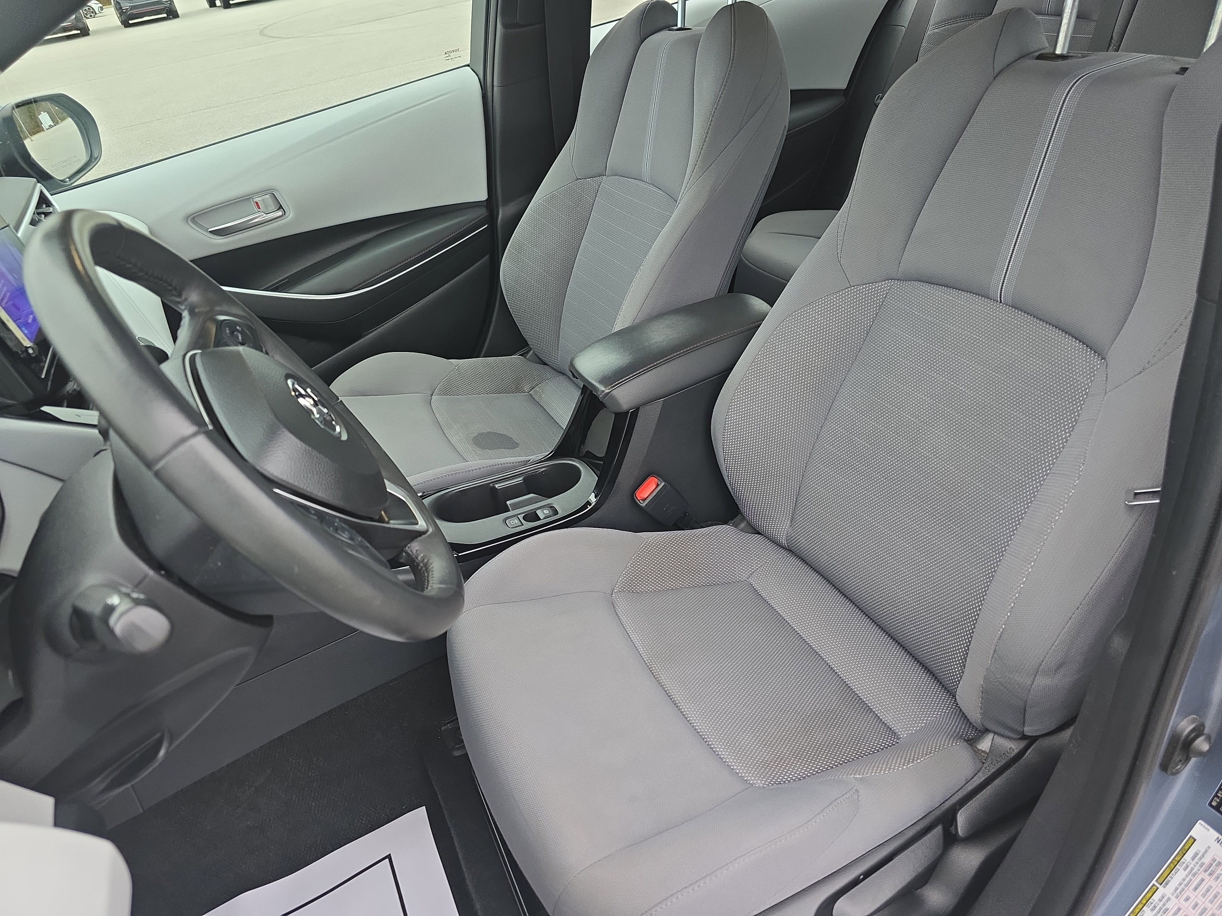 Used 2024 Toyota Corolla SE image 14