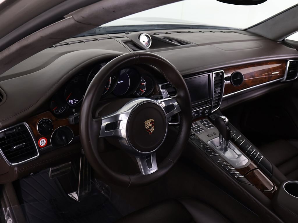 Used 2013 Porsche Panamera AWD/4WD image 28