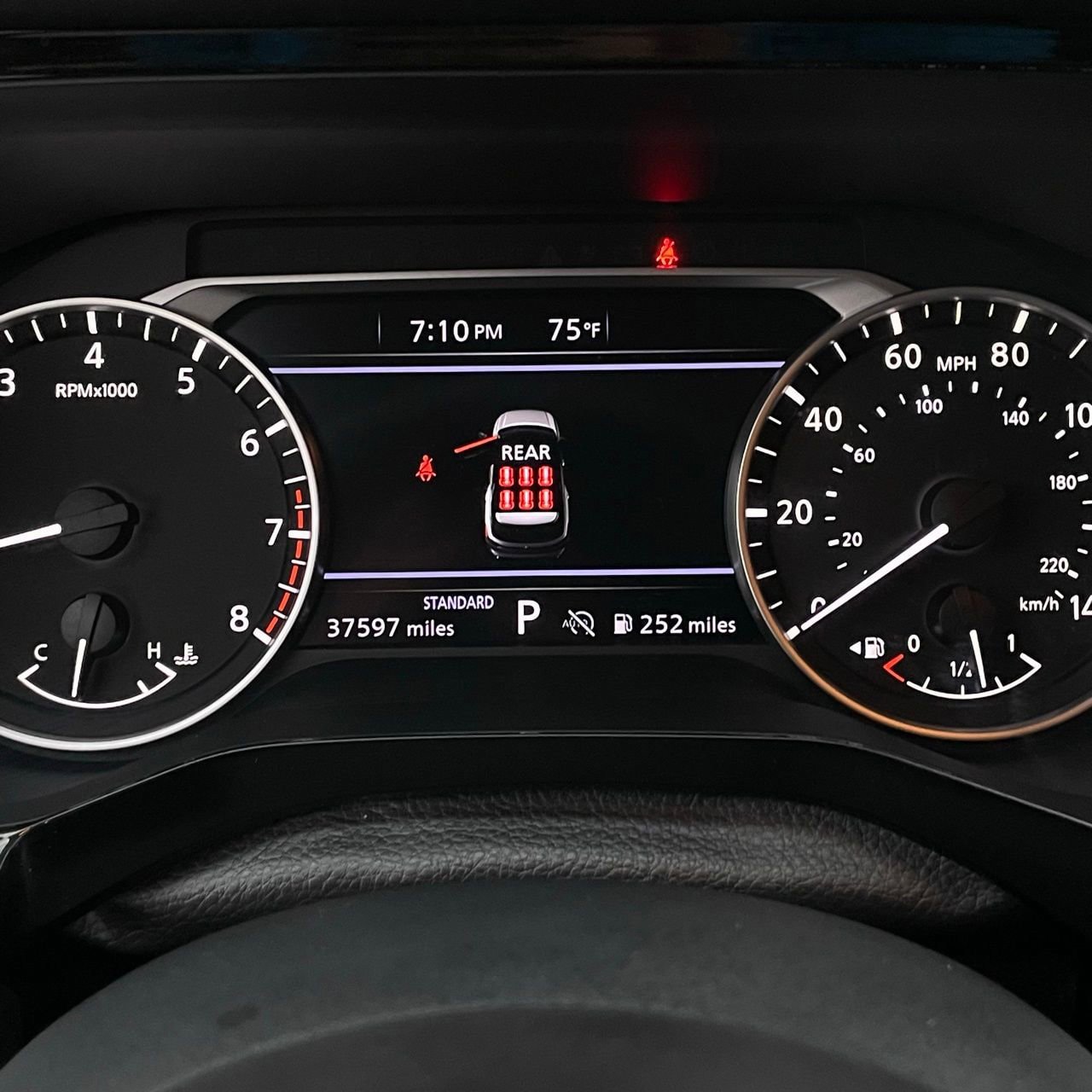 Used 2024 Nissan Pathfinder SV FWD image 16