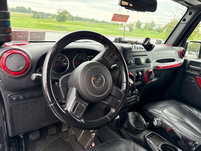 Used 2017 Jeep Wrangler Unlimited Rubicon AWD/4WD image 14
