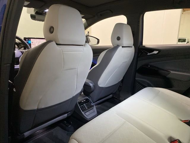 Used 2022 Volkswagen ID.4 Pro S w/ Gradient Package RWD image 21