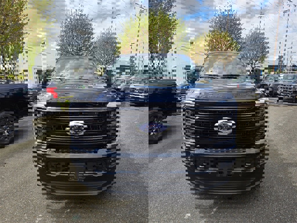 New 2025 Ford F350 Platinum image 2