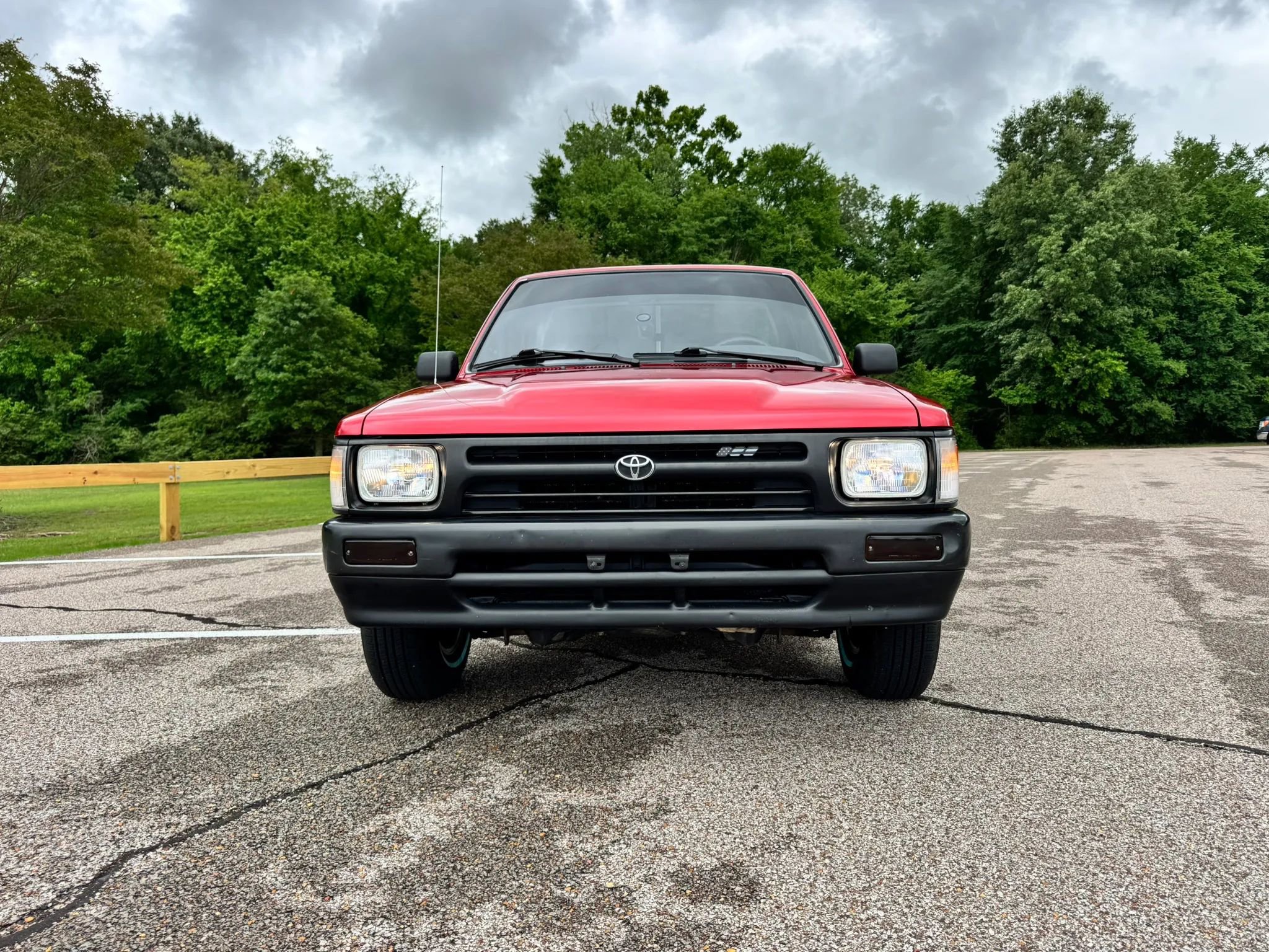 Used 1994 Toyota Pickup 2WD Regular Cab image 8