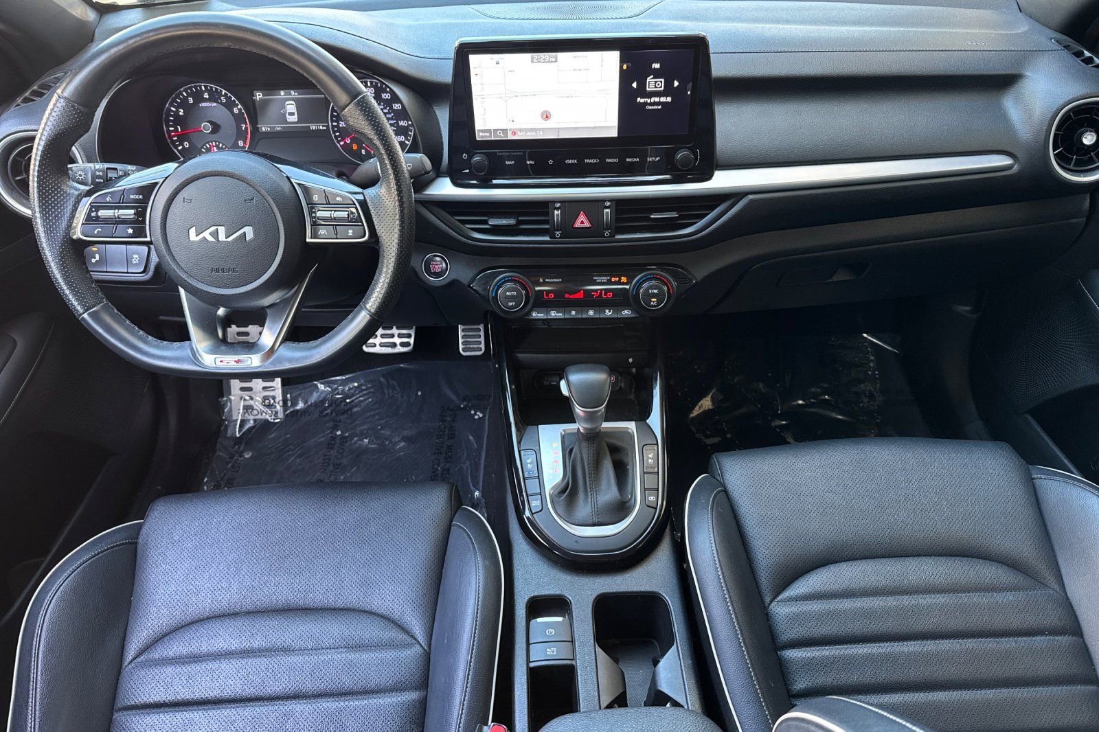 Used 2023 Kia Forte GT-Line w/ GT-Line Premium Package FWD image 16