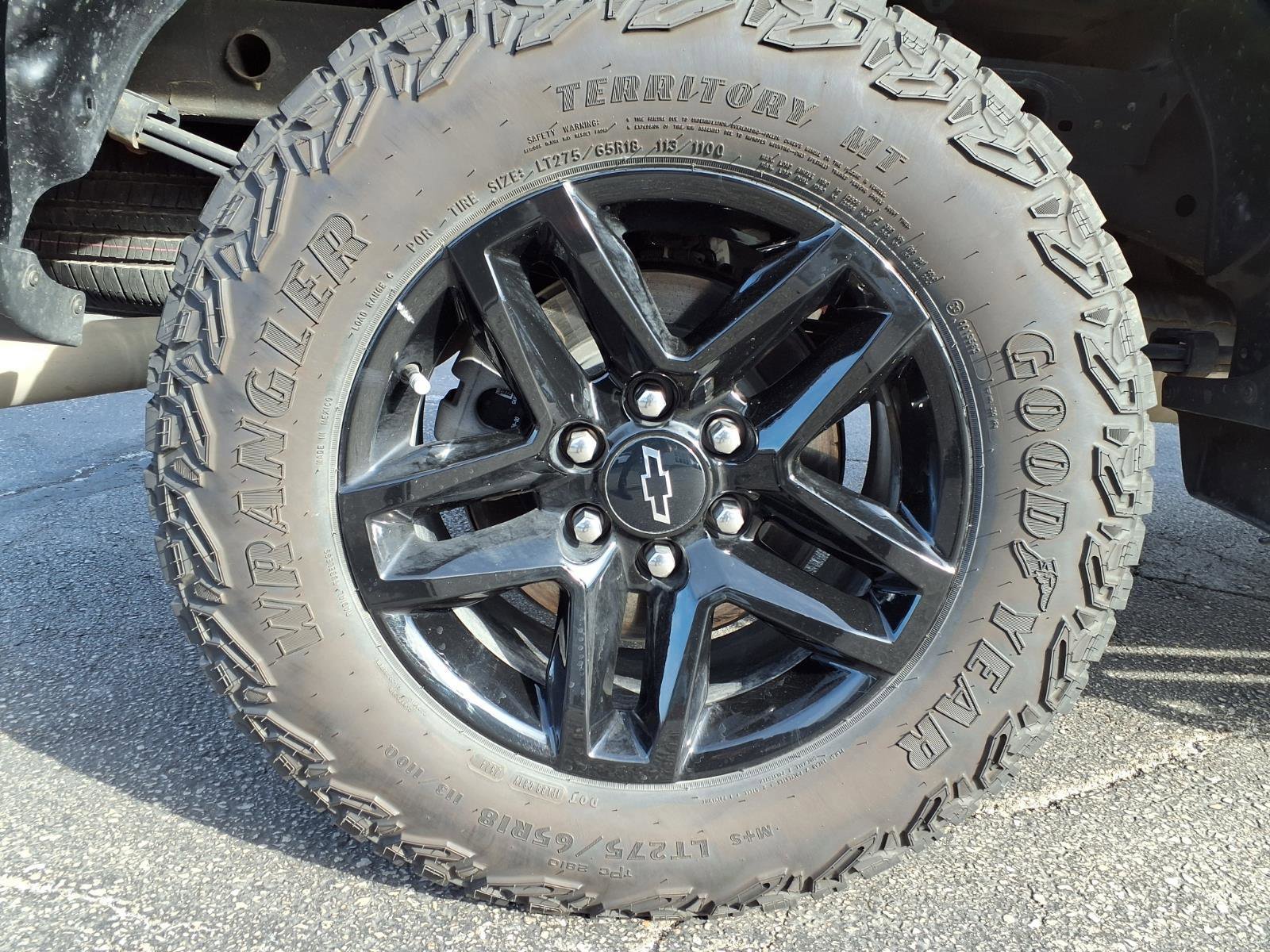 Used 2025 Chevrolet Silverado 1500 Custom Trail Boss AWD/4WD image 42