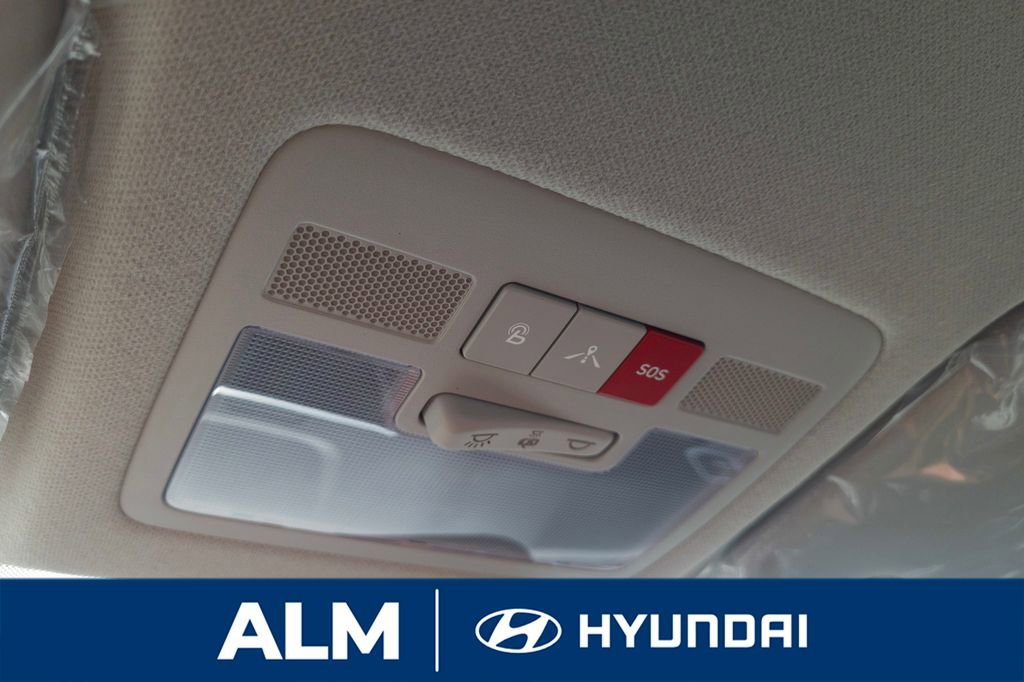 New 2025 Hyundai Venue Limited FWD image 28
