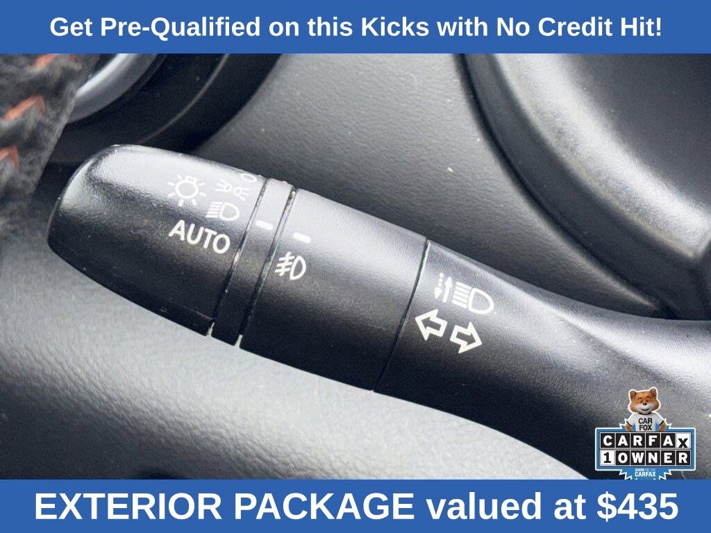 Used 2023 Nissan Kicks SR w/ Interior Electronics Package FWD image 21