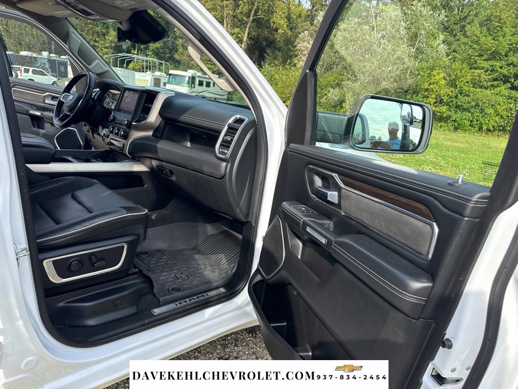 Used 2022 RAM 1500 Laramie AWD/4WD image 25