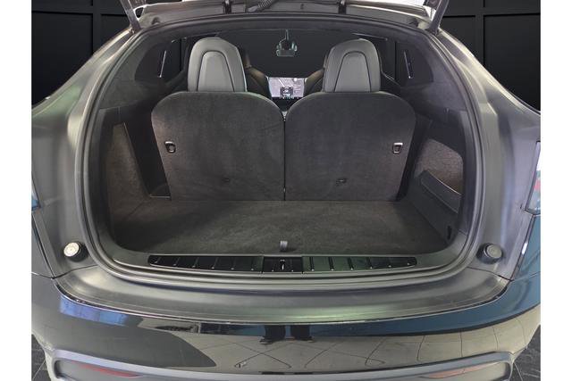 Used 2023 Tesla Model X Plaid image 15