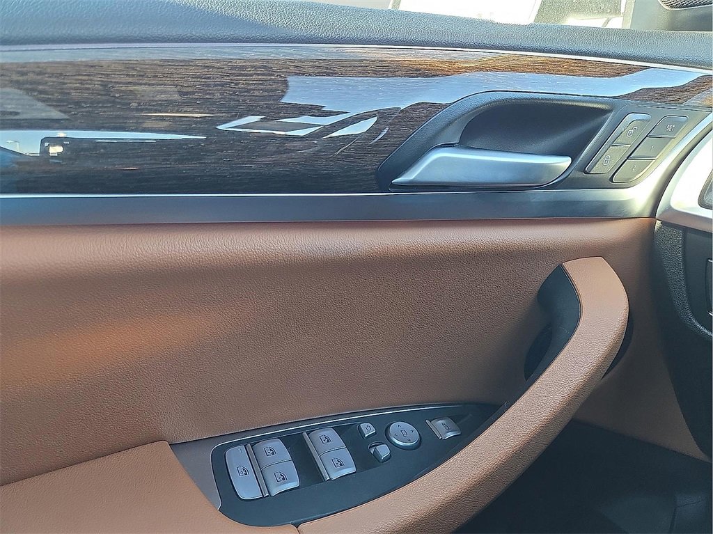 Used 2023 BMW X3 sDrive30i w/ Convenience Package image 17