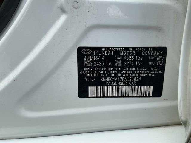 Used 2015 Hyundai Sonata Limited w/ Option Group 02 FWD image 31