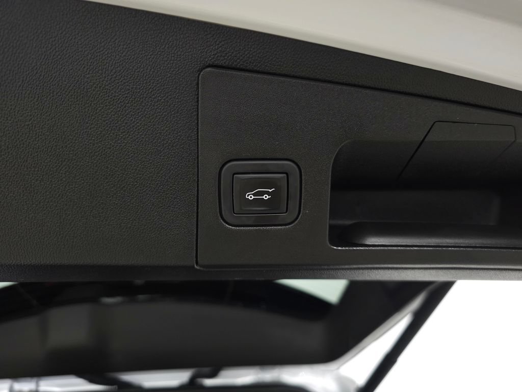 Certified 2024 Cadillac XT5 Sportv AWD/4WD image 7