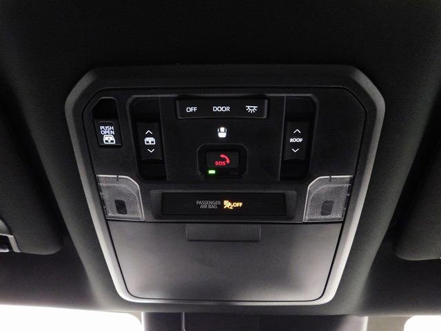 Used 2025 Toyota Tundra Limited image 35