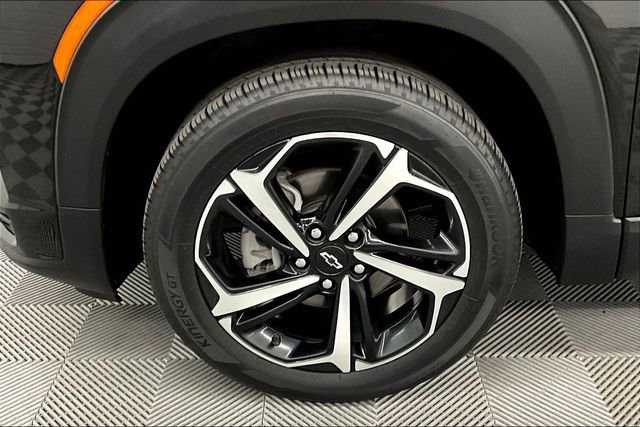 Used 2023 Chevrolet TrailBlazer RS FWD image 9