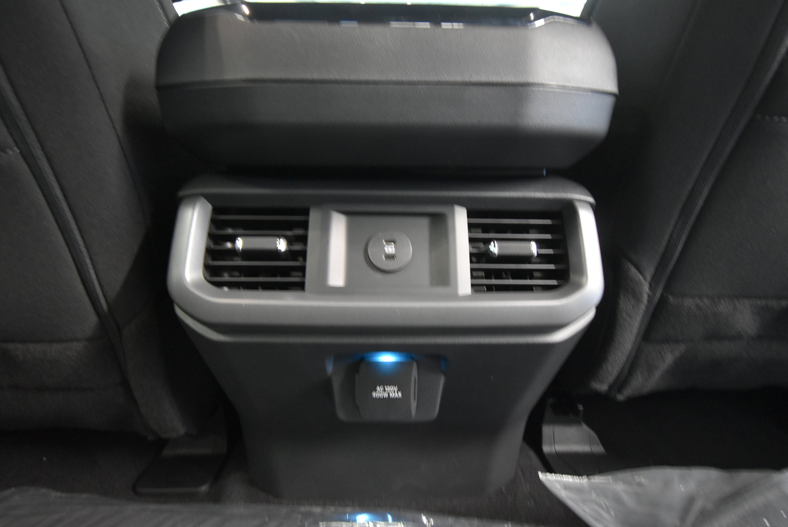 New 2025 Ford F150 XLT w/ Equipment Group 302A MID image 20