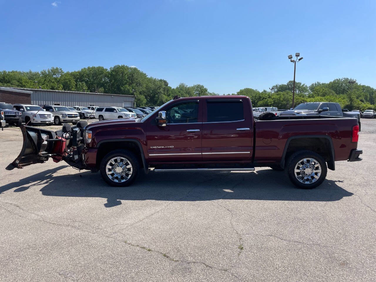 Used 2016 GMC Sierra 2500 Denali w/ Duramax Plus Package image 2