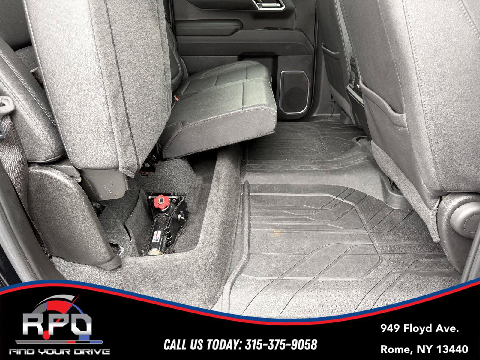 Used 2023 Chevrolet Silverado 1500 RST AWD/4WD image 37