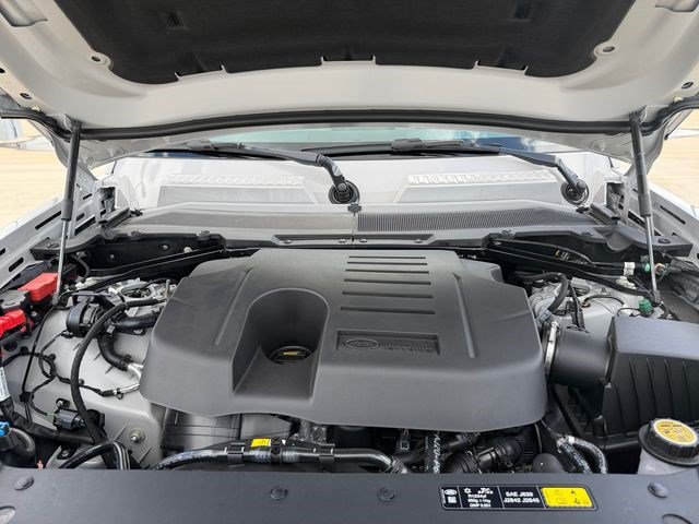 New 2026 Land Rover Defender 110 X-Dynamic SE AWD/4WD image 19