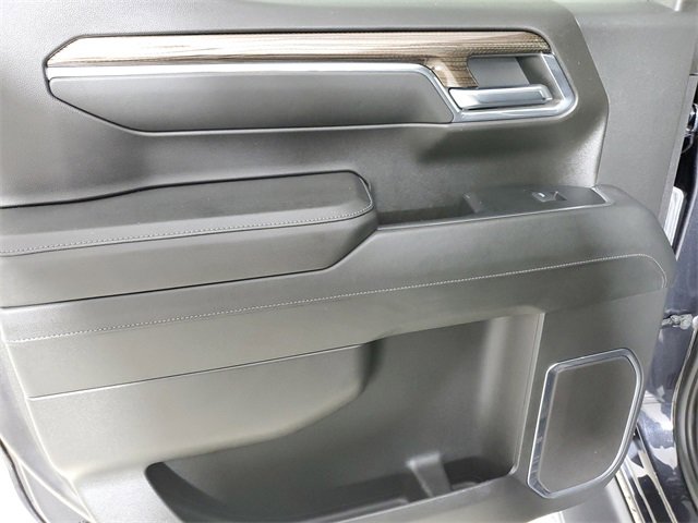 Used 2023 Chevrolet Silverado 1500 RST image 11