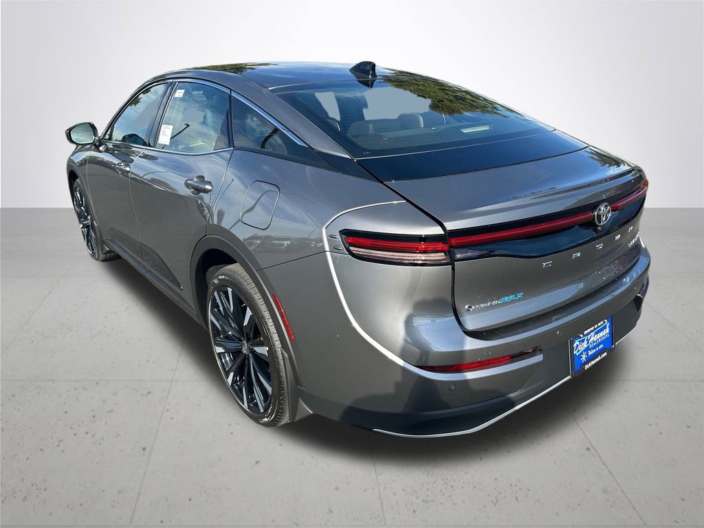 New 2026 Toyota Crown Platinum image 8