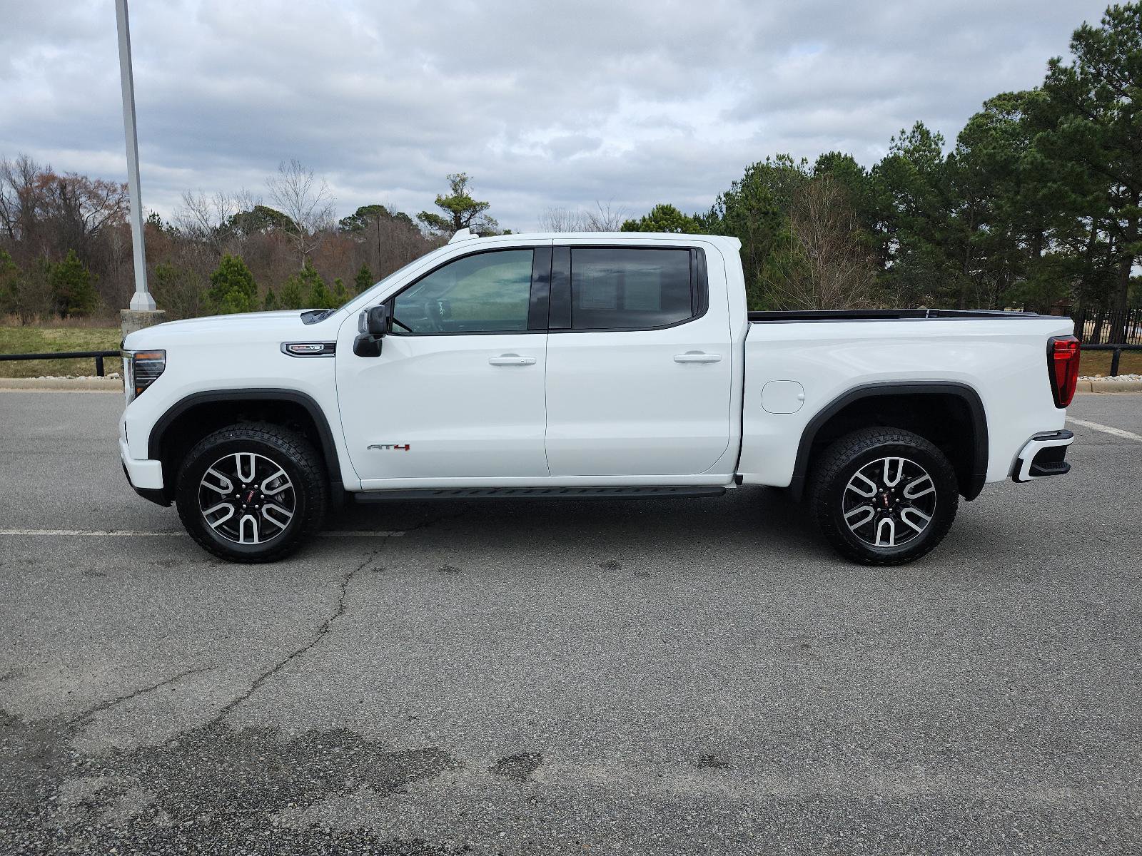 Certified 2025 GMC Sierra 1500 AT4 w/ AT4 Premium Package image 2