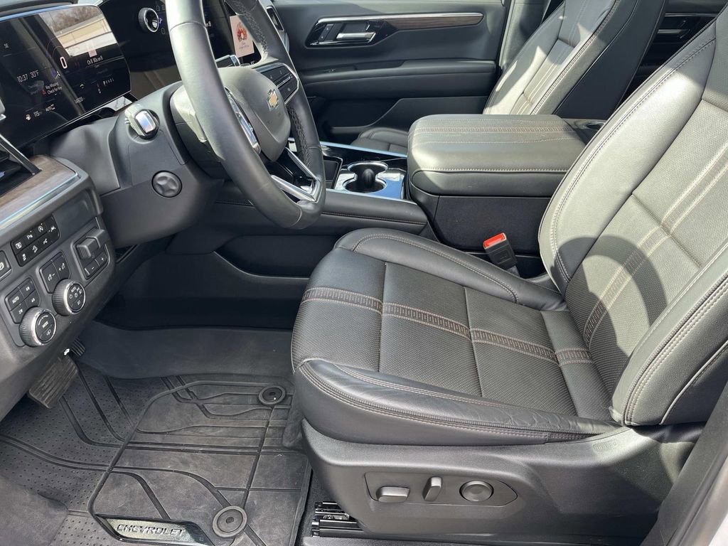 Certified 2025 Chevrolet Tahoe High Country image 12