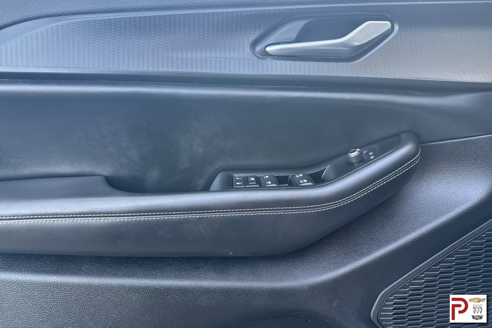 Used 2023 Jeep Grand Cherokee L Laredo w/ Trailer Tow Group (B) image 11