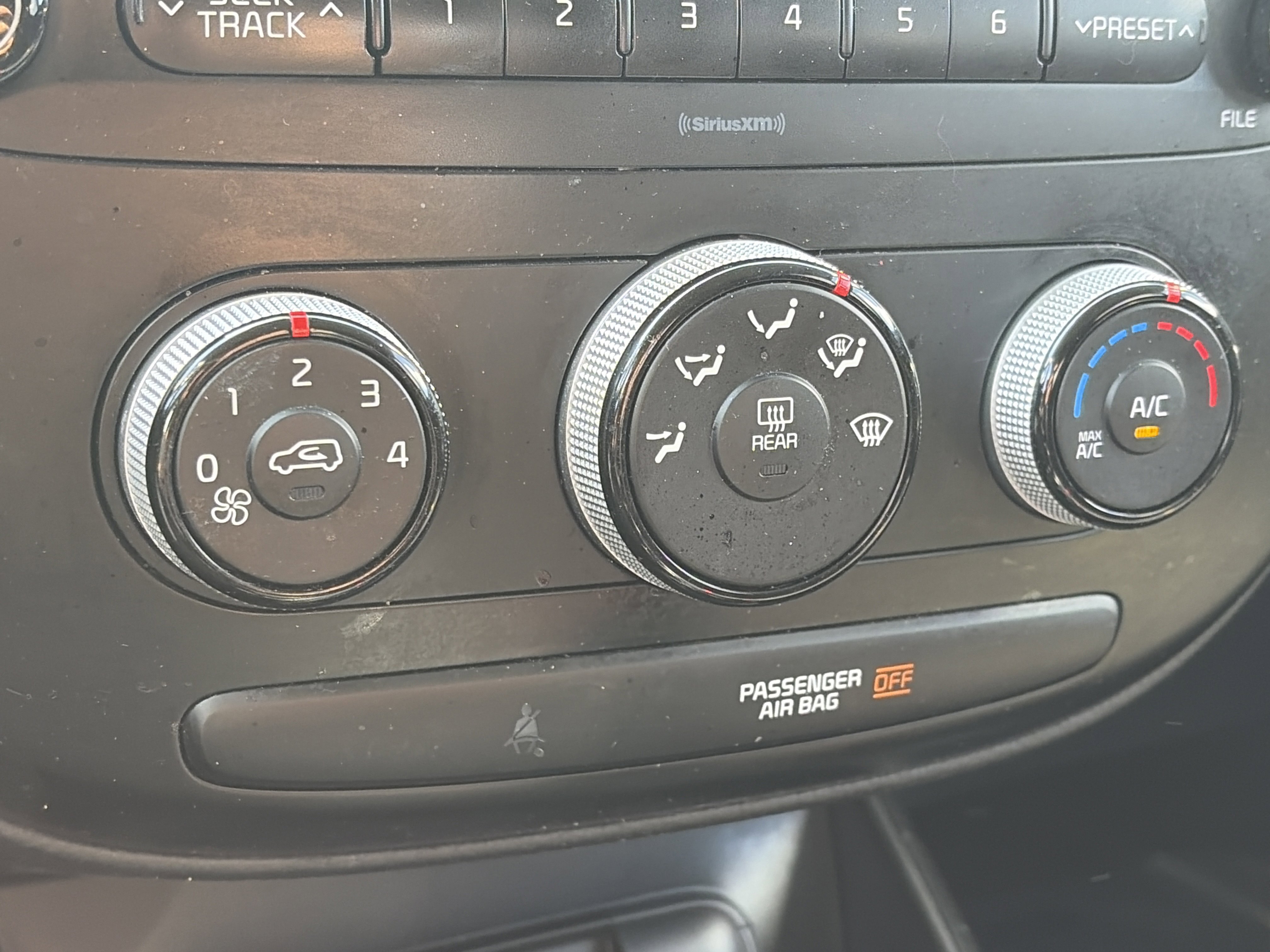 Used 2017 Kia Soul FWD image 21