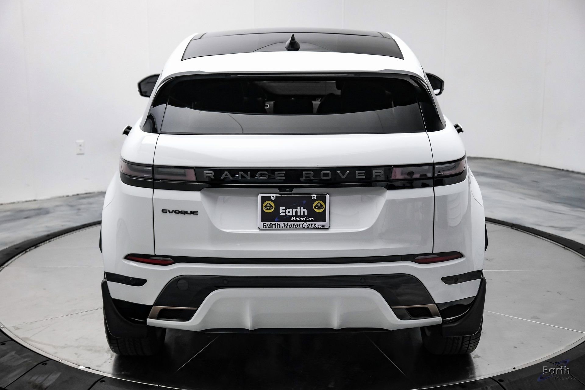 Used 2024 Land Rover Range Rover Evoque Dynamic SE image 13