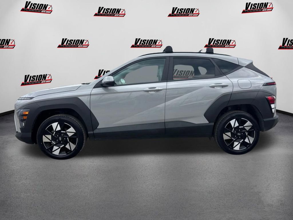 Certified 2025 Hyundai Kona SEL AWD/4WD image 8