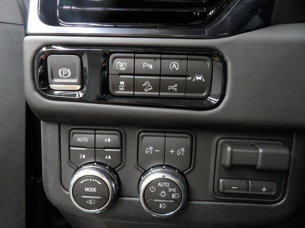 Used 2026 GMC Yukon AT4 Ultimate AWD/4WD image 53