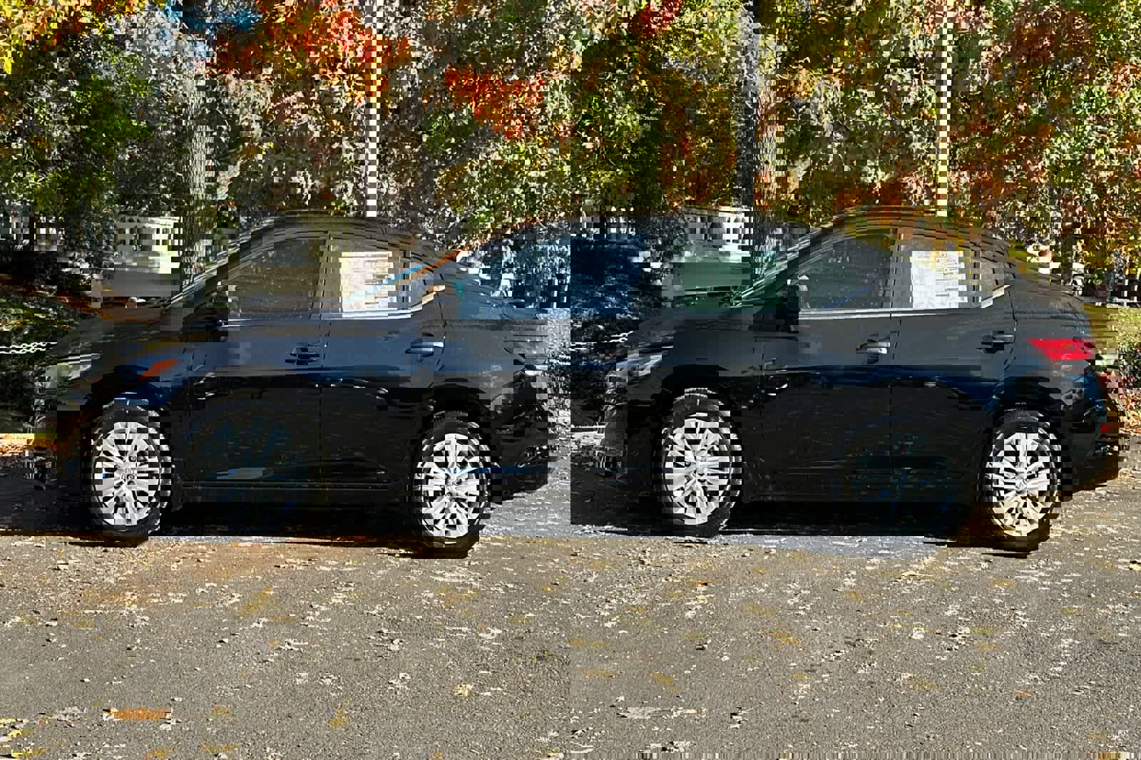 New 2025 Nissan Sentra S image 5