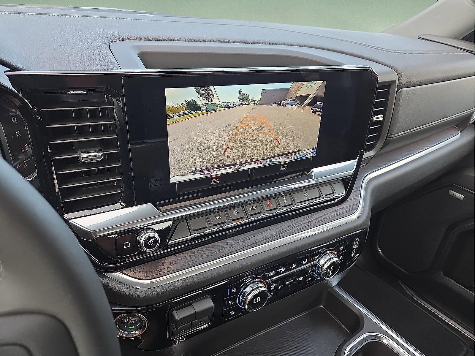 Used 2026 GMC Sierra 1500 SLT w/ SLT Premium Package image 17