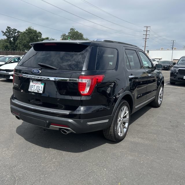 Used 2019 Ford Explorer Limited w/ Class III Trailer Tow Package FWD image 3