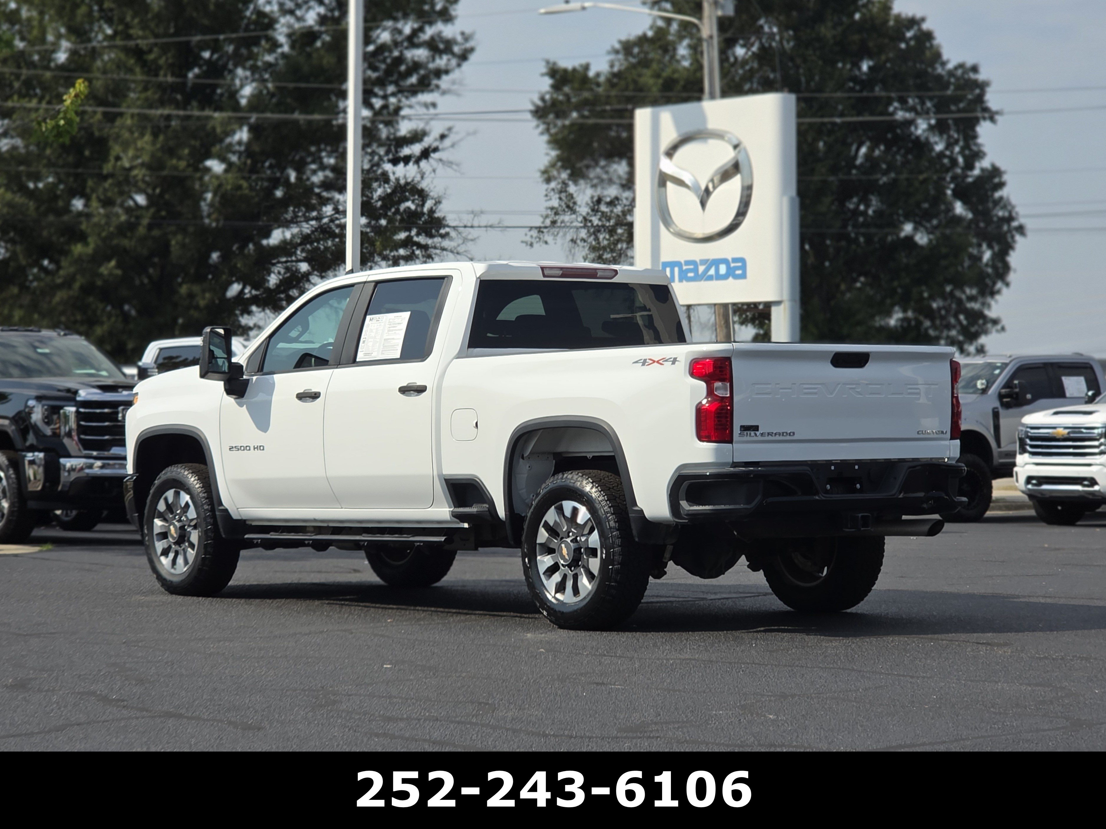 Used 2023 Chevrolet Silverado 2500 Custom w/ Custom Convenience Package AWD/4WD image 5