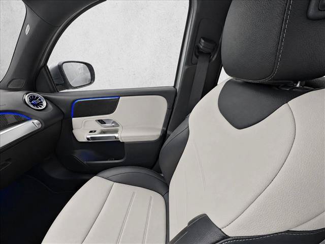Used 2022 Mercedes-Benz GLB 250 image 25