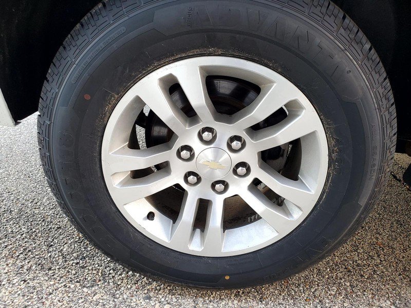 Used 2018 Chevrolet Tahoe LS AWD/4WD image 21