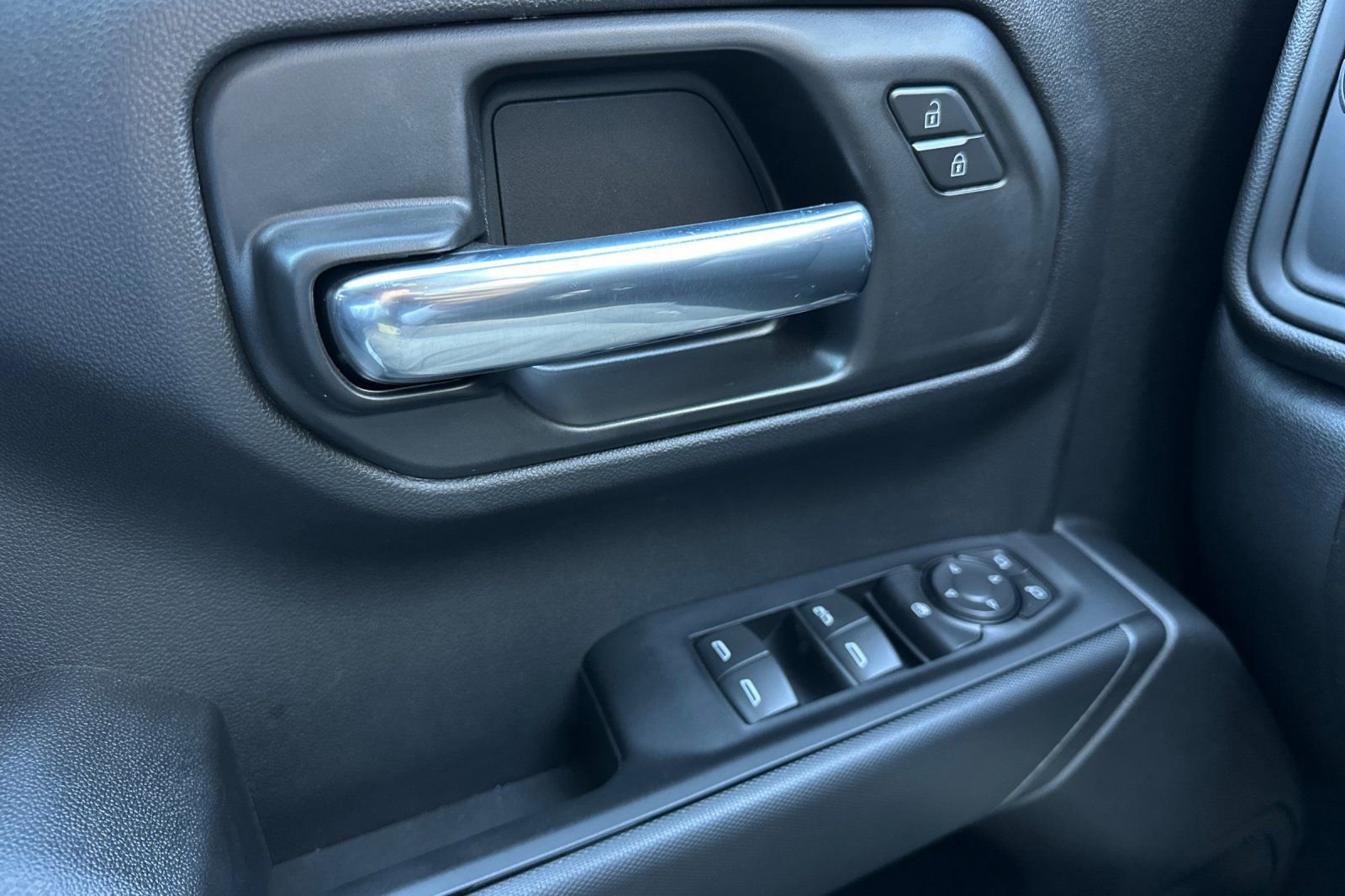 New 2026 Chevrolet Silverado 1500 Custom w/ Turbomax Blackout Package image 11