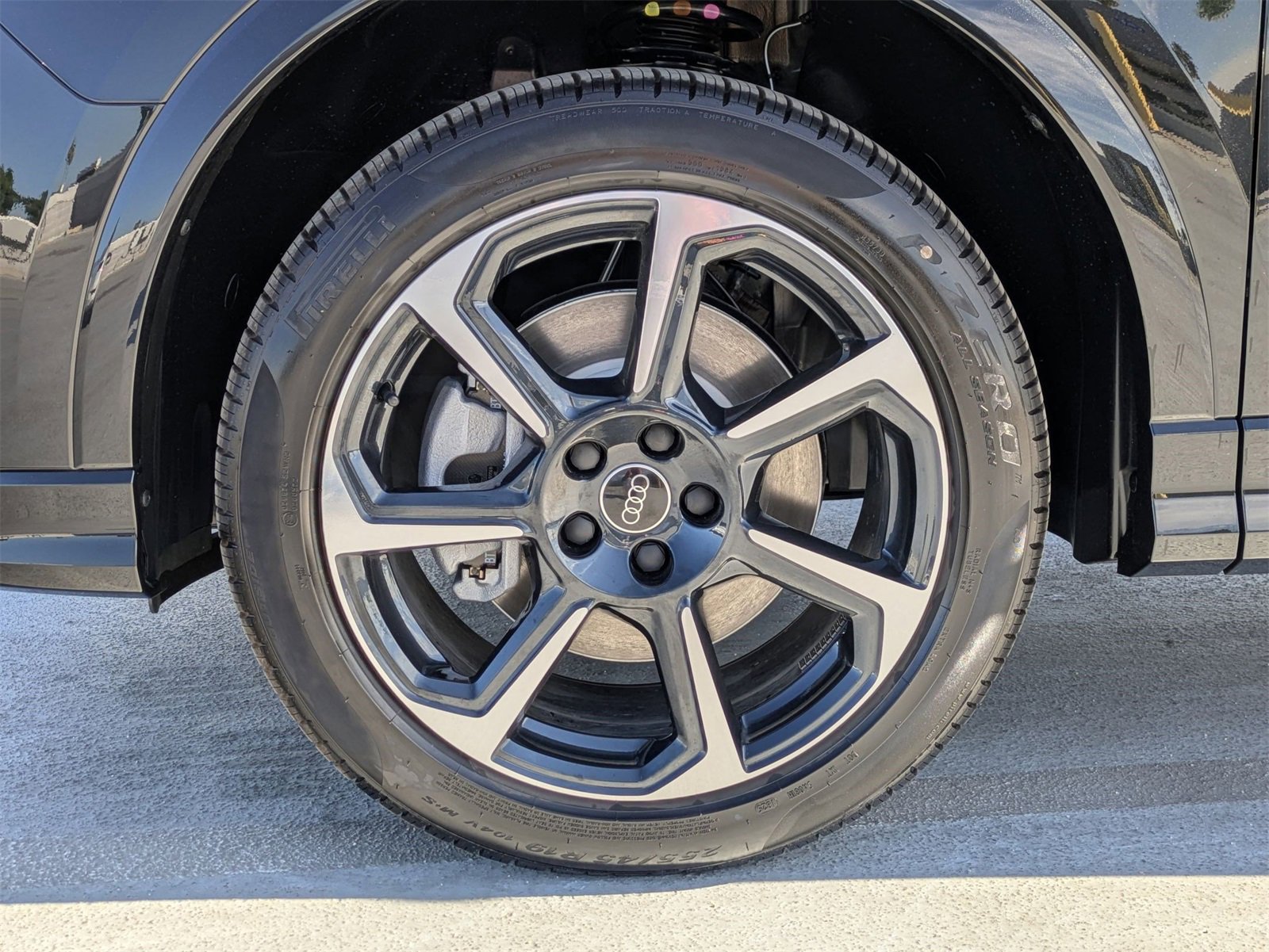 New 2025 Audi Q3 2.0T Premium Plus image 13