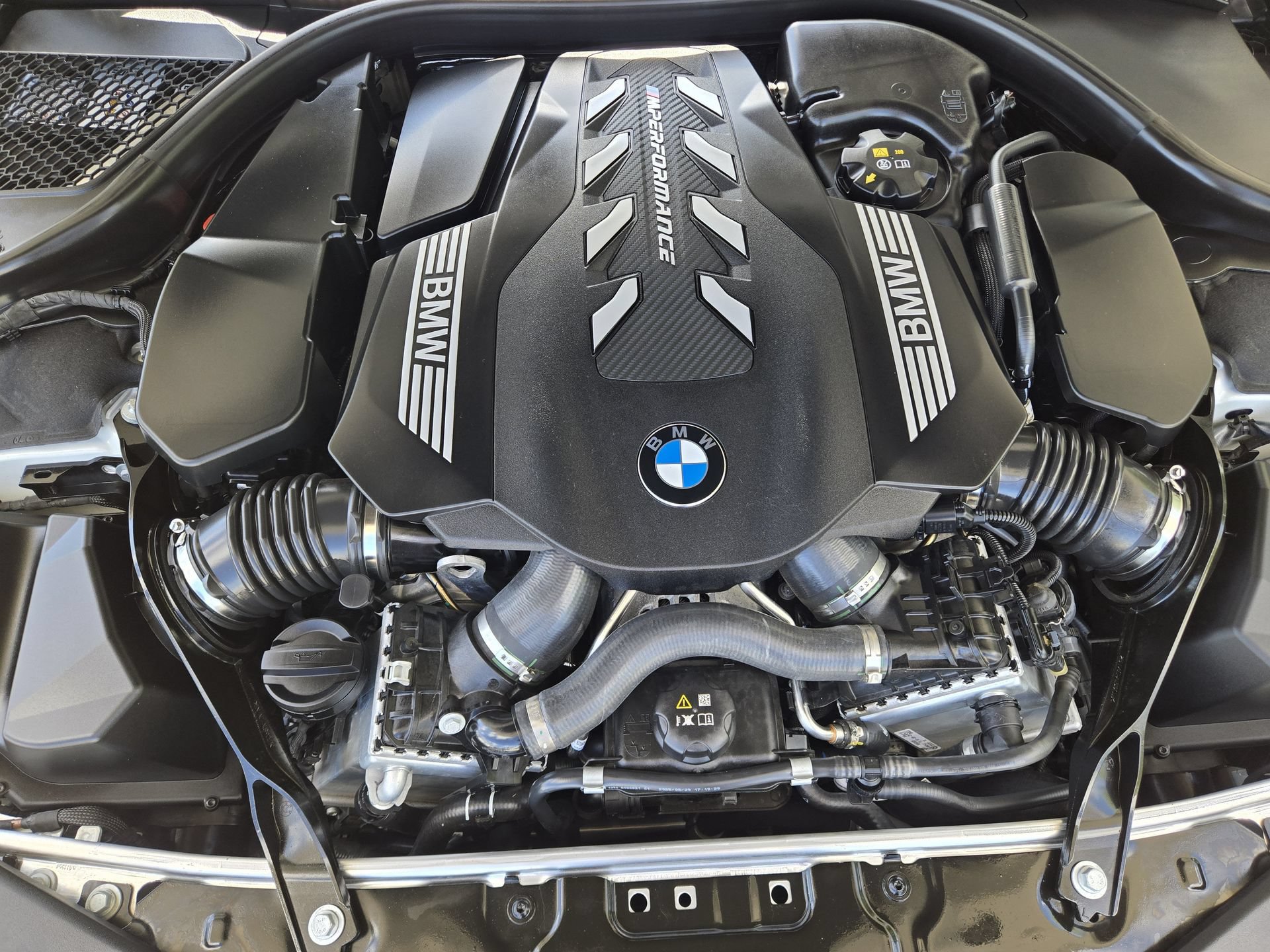 Used 2026 BMW M850i xDrive AWD/4WD image 29