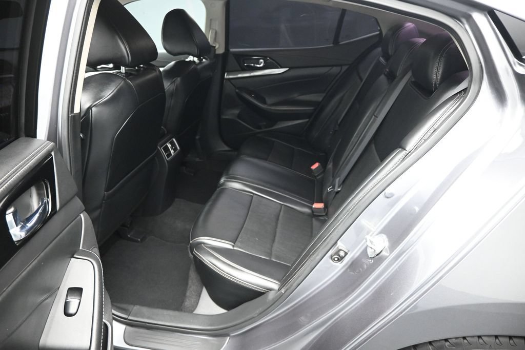 Used 2021 Nissan Maxima 3.5 SV w/ Floor Mat Group FWD image 19