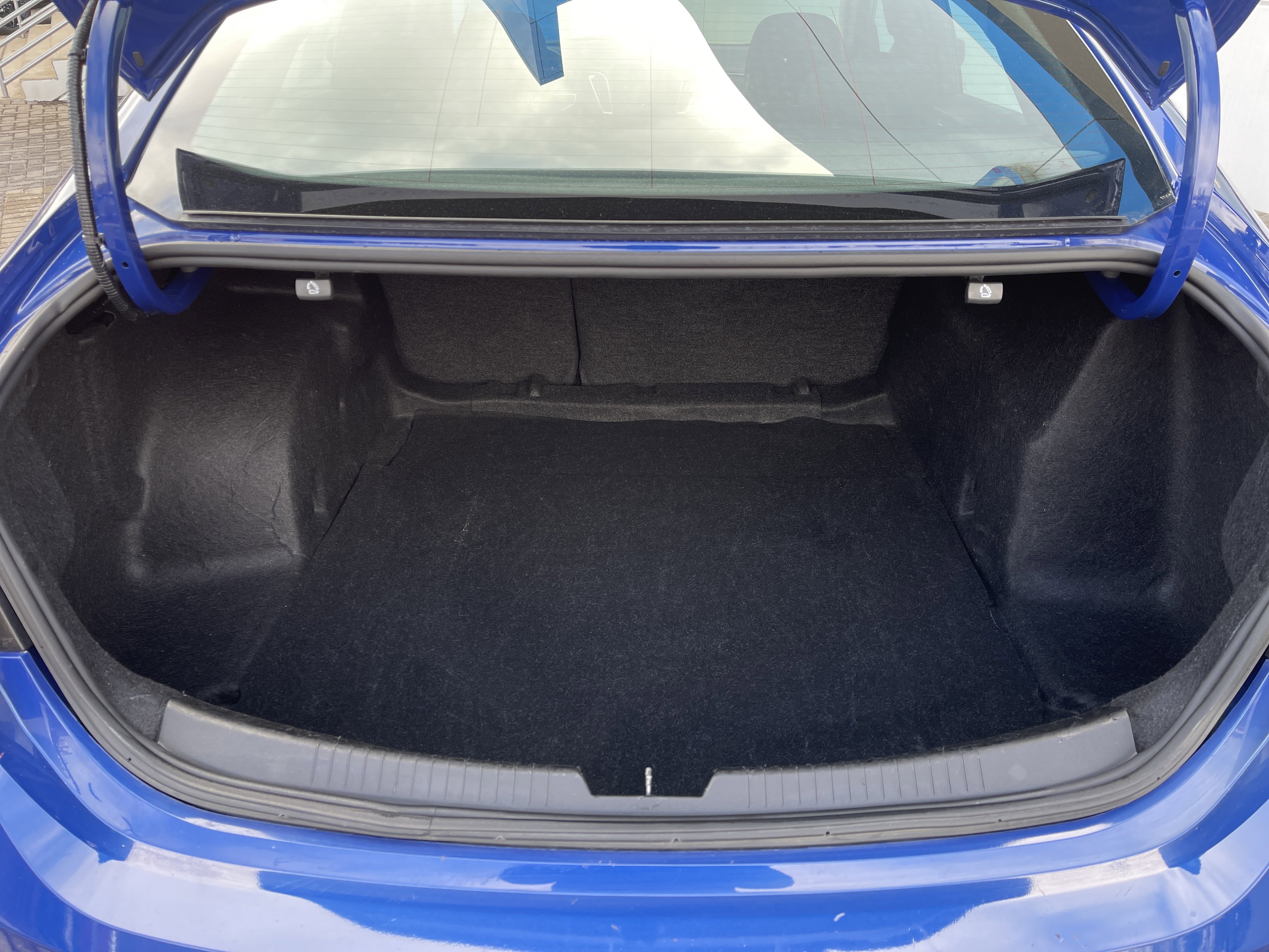 Used 2023 Chevrolet Malibu LT image 38