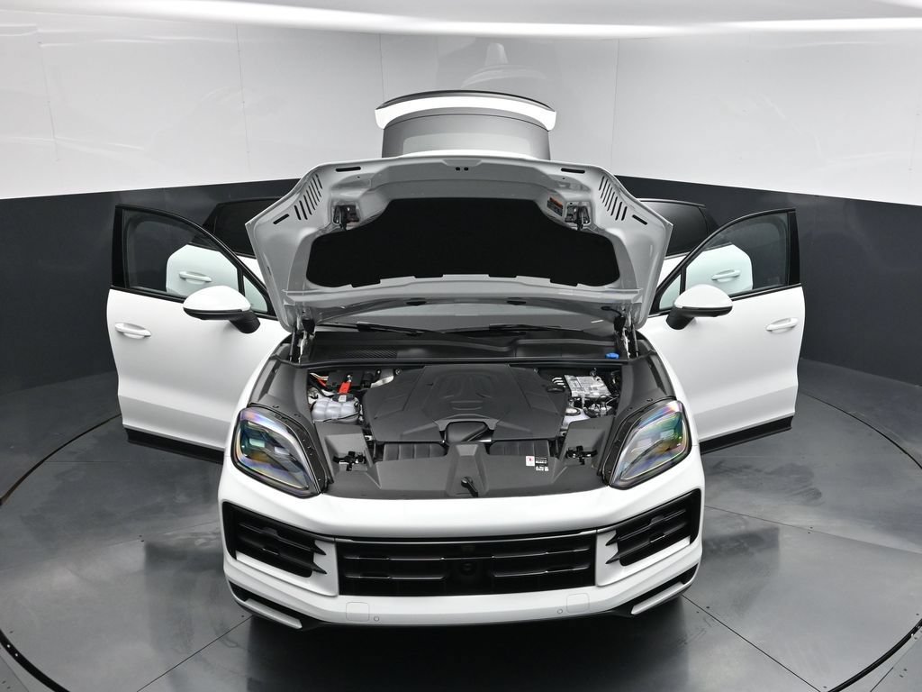 New 2026 Porsche Cayenne S AWD/4WD image 30