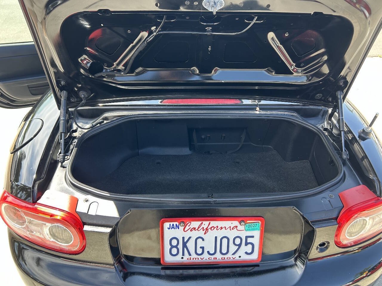 Used 2013 MAZDA MX-5 Miata Club RWD image 22