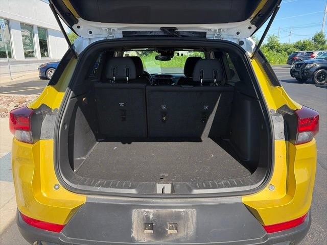 Used 2023 Chevrolet TrailBlazer ACTIV w/ Technology Package AWD/4WD image 9