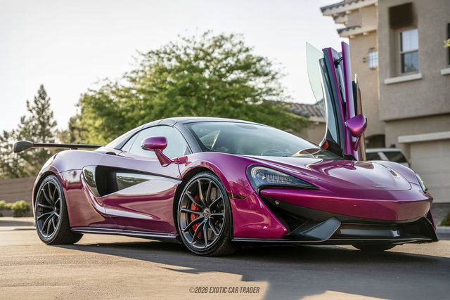 Used 2018 McLaren 570S Spider RWD image 23