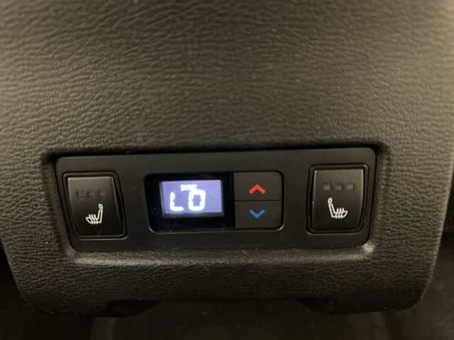 Used 2024 Mitsubishi Outlander SEL image 20
