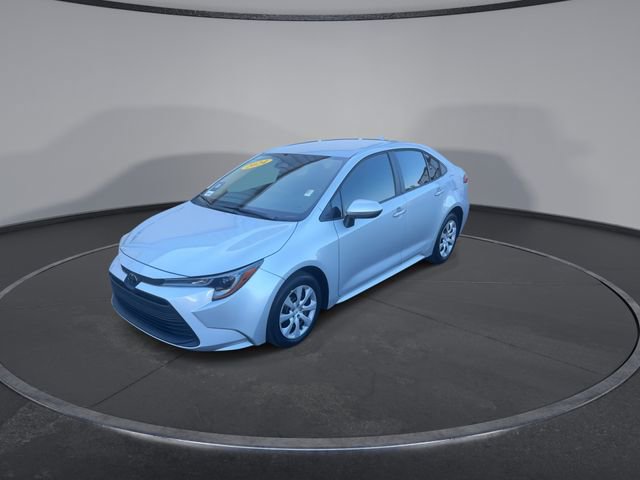 Used 2024 Toyota Corolla LE FWD image 7